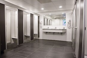 The Flying Pig Downtown Youth Hostel