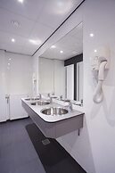 The Flying Pig Downtown Youth Hostel