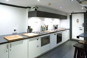 The Flying Pig Downtown Youth Hostel