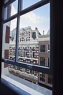 The Flying Pig Downtown Youth Hostel