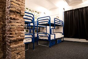 The Flying Pig Downtown Youth Hostel