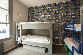 The Flying Pig Downtown Youth Hostel