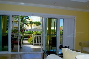 The Hamilton Beach Villas & Spa
