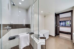 Jet Luxury at the Vdara Condo Hotel