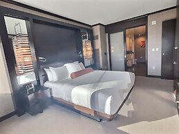 Jet Luxury at the Vdara Condo Hotel