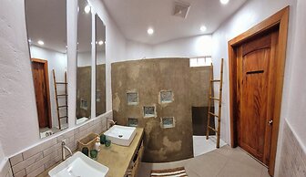 Quo Vadis Dive Resort Moalboal