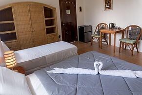 Quo Vadis Dive Resort Moalboal