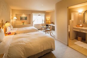 Poppy Springs Resort & Spa