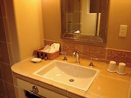 Poppy Springs Resort & Spa
