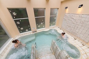 Poppy Springs Resort & Spa