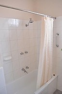 Nunawading Motor Inn