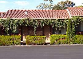 Nunawading Motor Inn