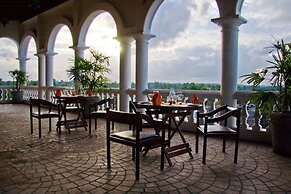 Hotel Clarion