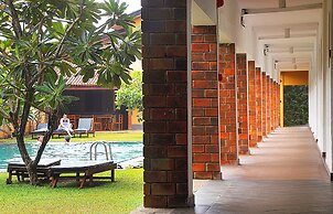 The Long Beach Resort