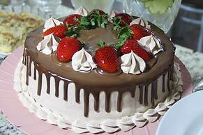 Oásis Chartouni Hotel