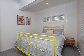 Moby Dick Waterfront Resort Motel