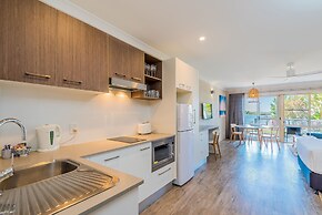 Moby Dick Waterfront Resort Motel