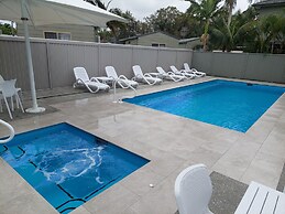 Moby Dick Waterfront Resort Motel