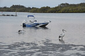 Moby Dick Waterfront Resort Motel