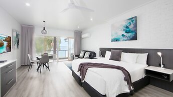 Moby Dick Waterfront Resort Motel