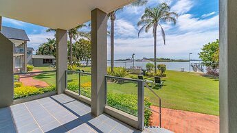 Moby Dick Waterfront Resort Motel