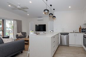 Moby Dick Waterfront Resort Motel