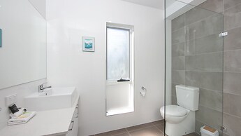 Moby Dick Waterfront Resort Motel