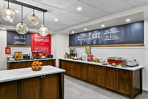 Hampton Inn & Suites Baltimore/Woodlawn