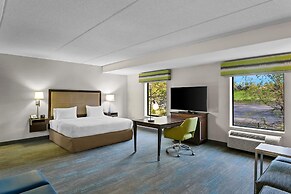 Hampton Inn & Suites Baltimore/Woodlawn