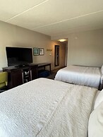Hampton Inn & Suites Baltimore/Woodlawn