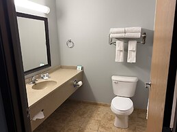 American Inn & Suites