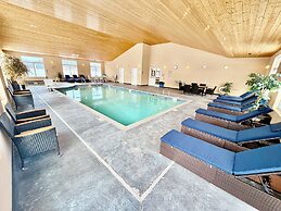 American Inn & Suites