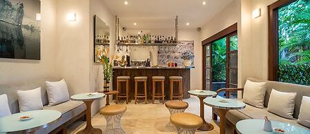 Villa Kubu, Seminyak