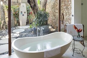 Villa Kubu, Seminyak