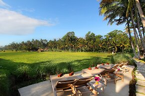 MATHIS Retreat Ubud