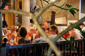 Time N Tide Beach Resort