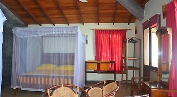 Time N Tide Beach Resort