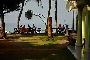 Time N Tide Beach Resort