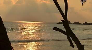 Time N Tide Beach Resort