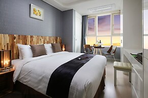 Shinchon Ever8 Serviced Residence