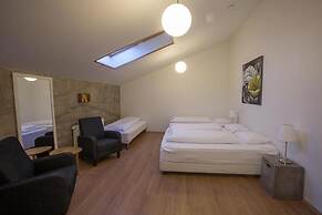 Vogur Country Lodge