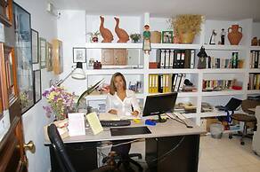 Apartamentos Cala LLonga Playa Ibiza