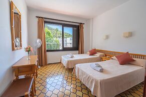 Apartamentos Cala LLonga Playa Ibiza