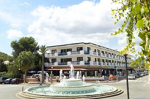 Apartamentos Cala LLonga Playa Ibiza