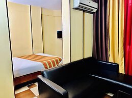 YaahoT Hotel