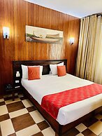 YaahoT Hotel