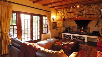 Oakhurst Hotel