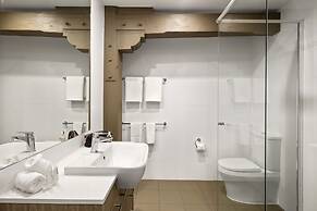 Quest Newcastle West