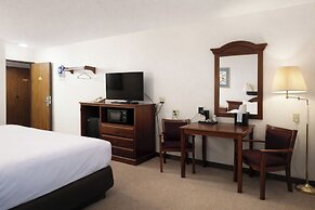 Lone Tree Inn