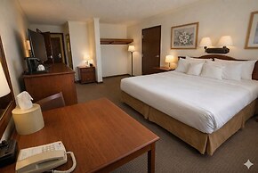 Lone Tree Inn